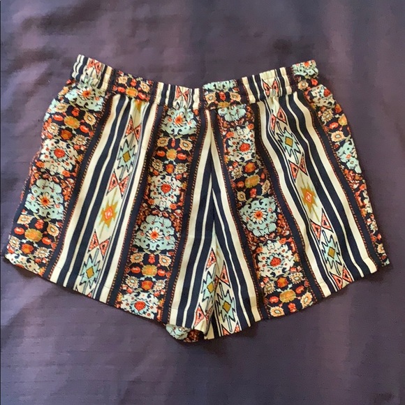 Short - Picture 2 of 2